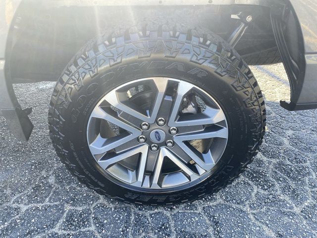 2022 Ford F-150  - 22628918 - 13