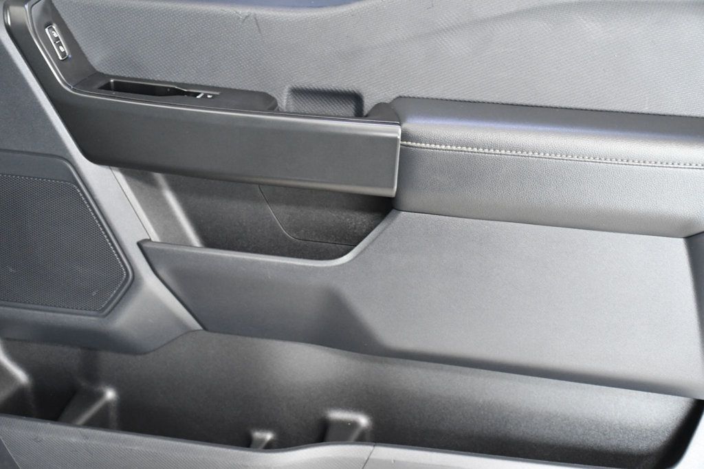 2022 Ford F-150 2022 Ford F150 4WD V8 SuperCrew 5.0L XL  - 22982091 - 17