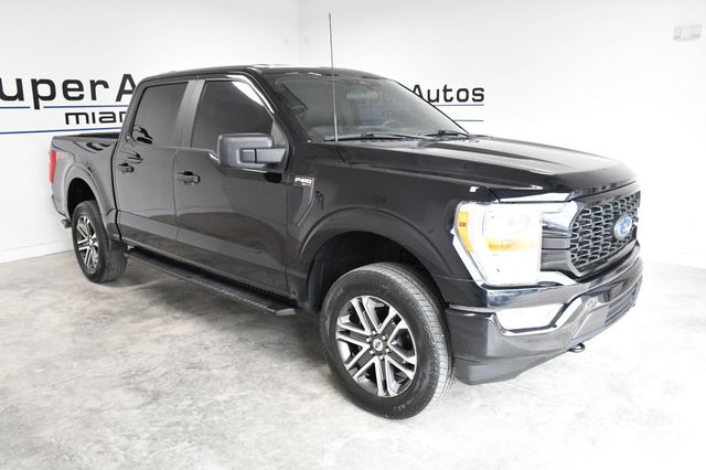 2022 Ford F-150 2022 Ford F150 4WD V8 SuperCrew 5.0L XL  - 22982091 - 2