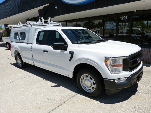 2022 Ford F-150 5.0L V8 GAS*"KNAPHEIDE" TOPPER WITH DUAL DROP-DOWN LADDER RACK!! - 23057359 - 5