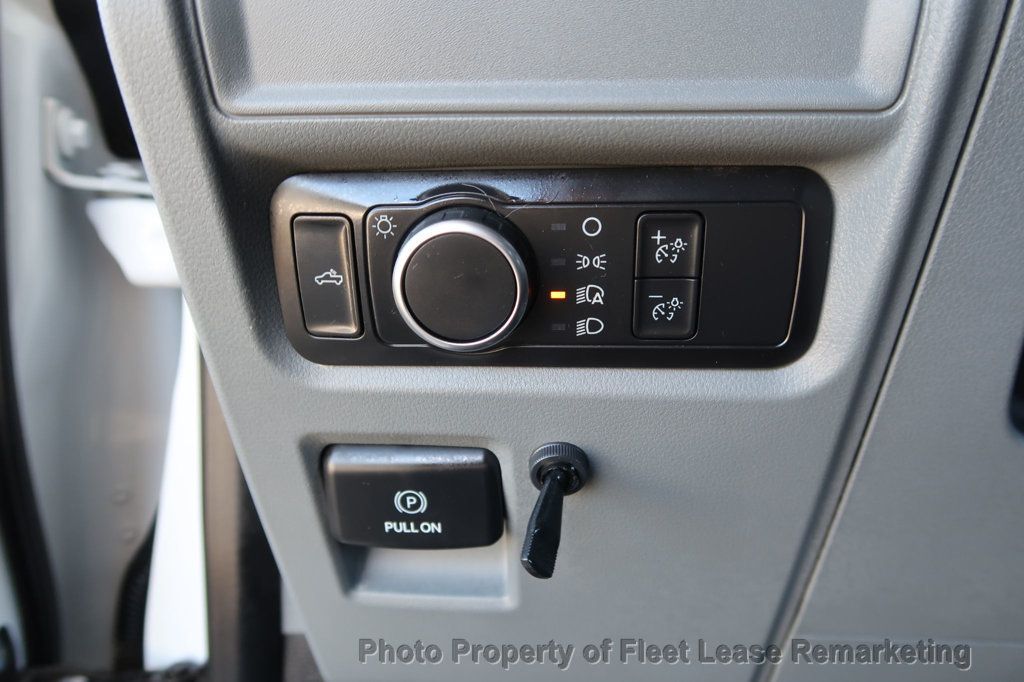 2022 Ford F-150 F150 2WD Crew Cab SWB - 23094633 - 34