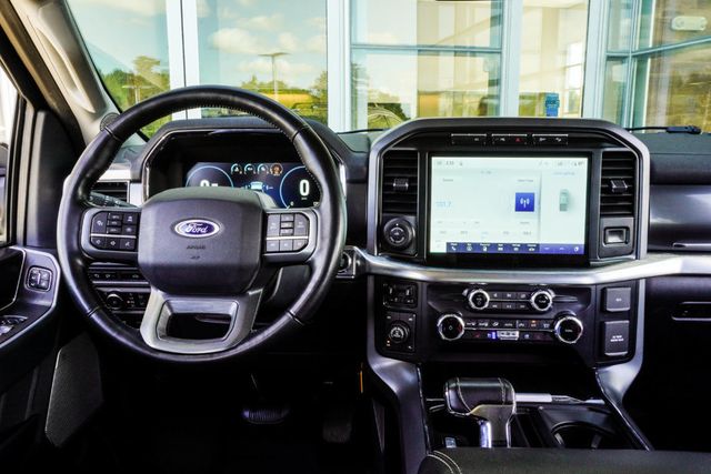 2022 Ford F-150 Lariat - 23072512 - 17