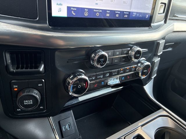 2022 Ford F-150 Lariat - 22998399 - 30