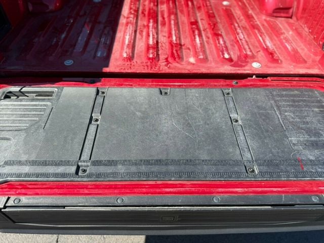 2022 Ford F-150 LARIAT 4WD SuperCrew 5.5' Box - 22995126 - 10