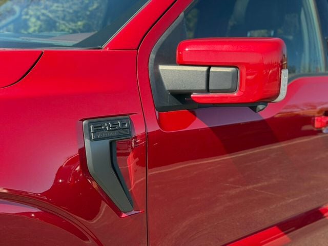 2022 Ford F-150 LARIAT 4WD SuperCrew 5.5' Box - 22995126 - 2