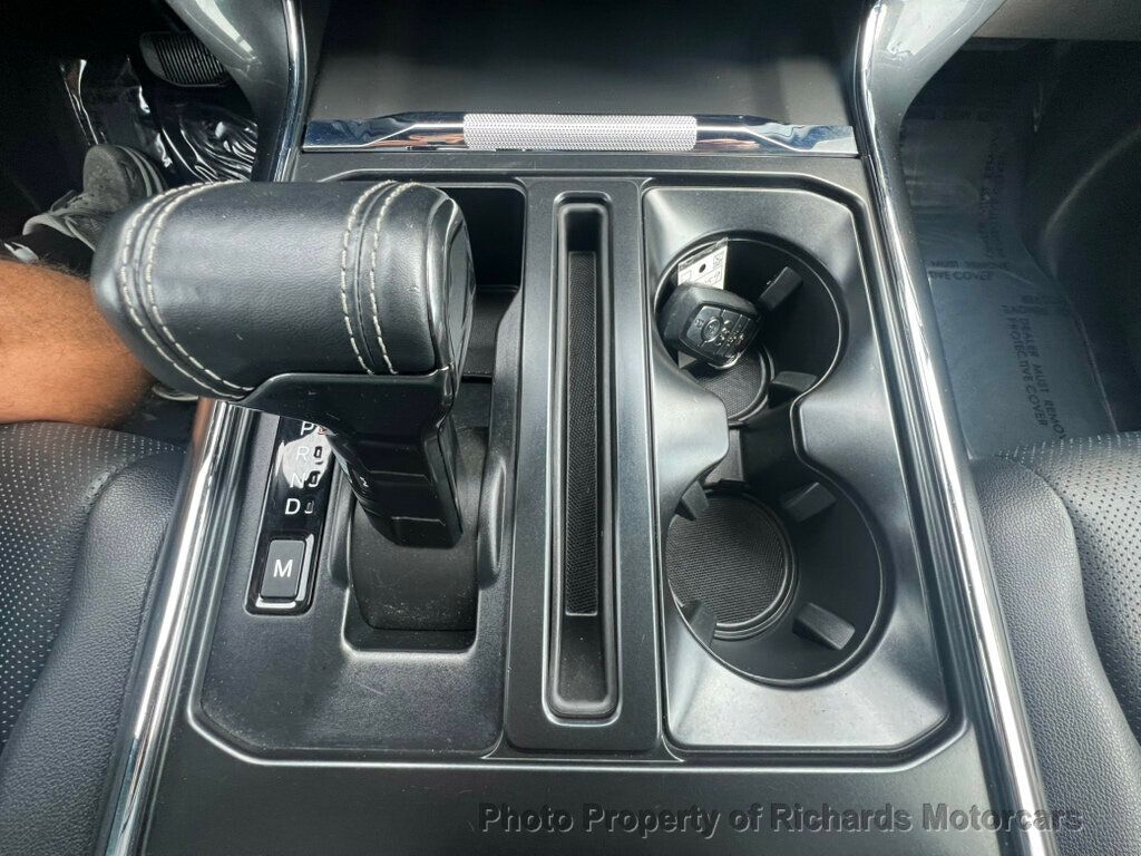 2022 Ford F-150 LARIAT 4WD SuperCrew 5.5' Box - 22882820 - 24