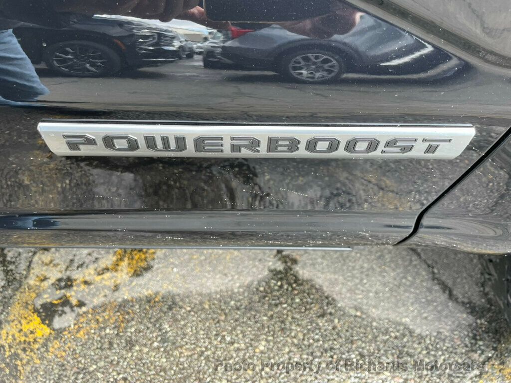 2022 Ford F-150 LARIAT 4WD SuperCrew 5.5' Box - 23002145 - 9