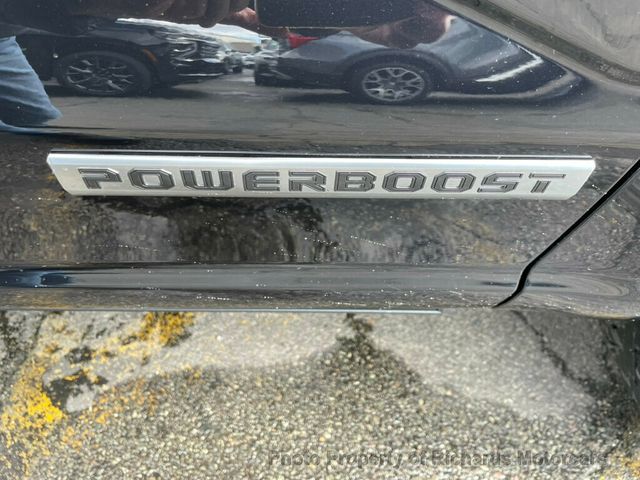 2022 Ford F-150 LARIAT 4WD SuperCrew 5.5' Box - 23002145 - 9