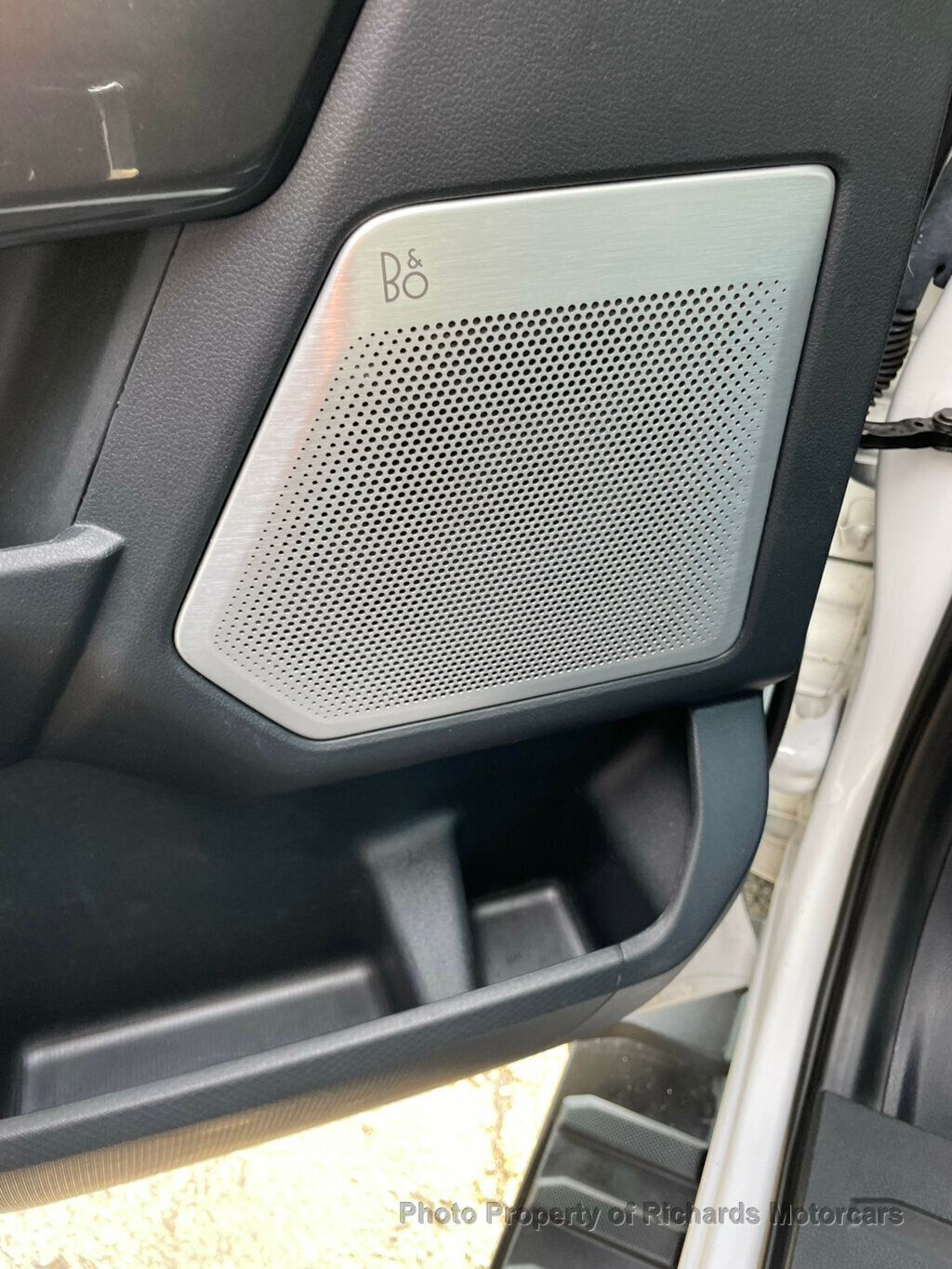 2022 Ford F-150 LARIAT 4WD SuperCrew 5.5' Box - 23003408 - 16