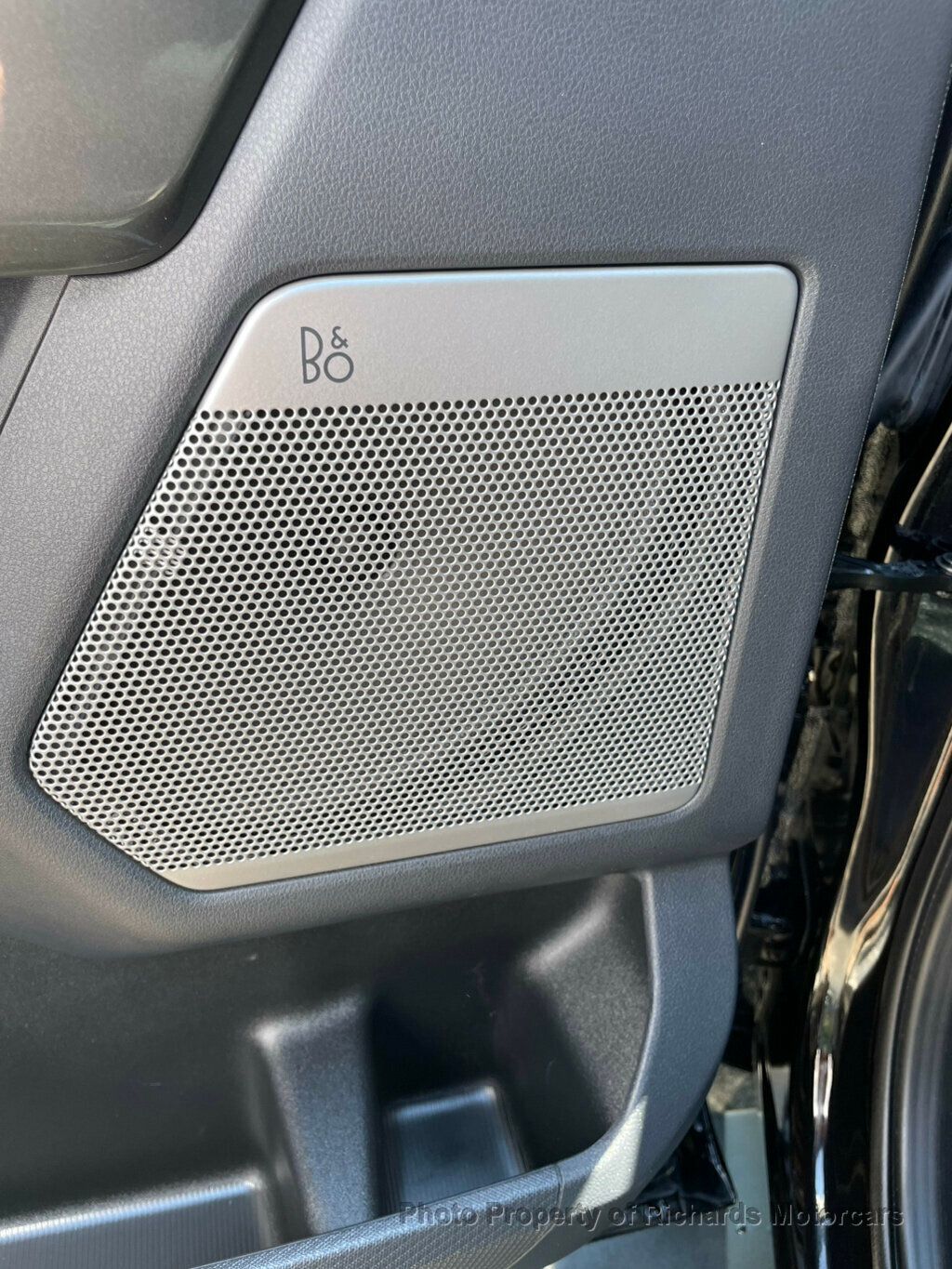2022 Ford F-150 LARIAT 4WD SuperCrew 5.5' Box - 23053771 - 10