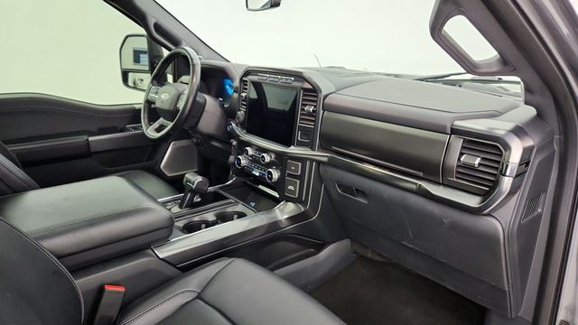 2022 Ford F-150 LARIAT 4WD SuperCrew 5.5' Box - 22950011 - 24