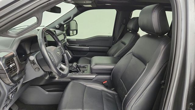 2022 Ford F-150 LARIAT 4WD SuperCrew 5.5' Box - 22950011 - 37