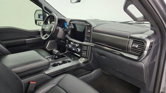 2022 Ford F-150 LARIAT 4WD SuperCrew 5.5' Box - 22950011 - 42