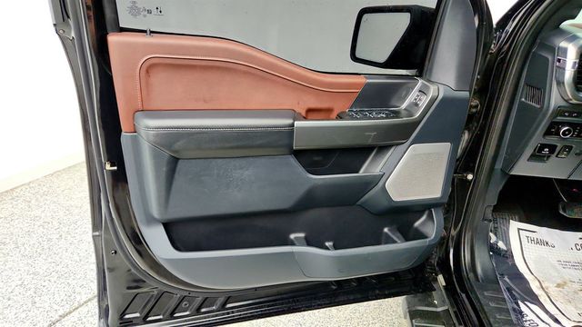 2022 Ford F-150 LARIAT 4WD SuperCrew 5.5' Box w/ 502A, 3.5L EcoBoost & Moonroof - 23044387 - 9
