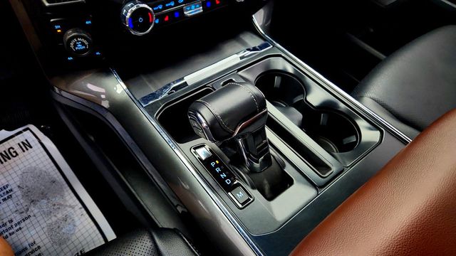 2022 Ford F-150 LARIAT 4WD SuperCrew 5.5' Box w/ 502A, 3.5L EcoBoost & Moonroof - 23044387 - 15