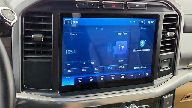 2022 Ford F-150 LARIAT 4WD SuperCrew 5.5' Box with Chrome Appearance, 501A & V8 - 22948638 - 16