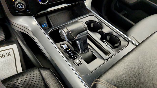 2022 Ford F-150 LARIAT 4WD SuperCrew 5.5' Box w/ PowerBoost Hybrid & FX4 - 23060930 - 14