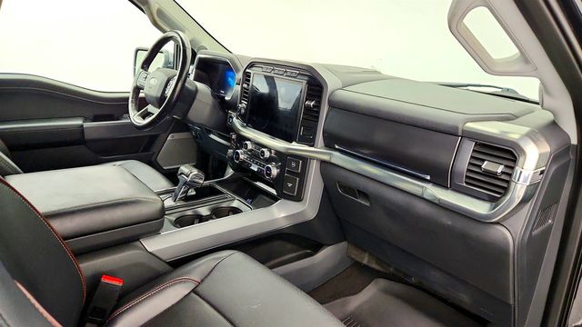 2022 Ford F-150 LARIAT 4WD SuperCrew 5.5' Box w/ PowerBoost Hybrid & FX4 - 23060930 - 23