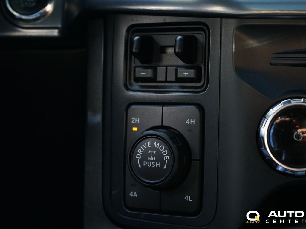 2022 Ford F-150 LARIAT 4WD SuperCrew 6.5' Box - 22983728 - 23