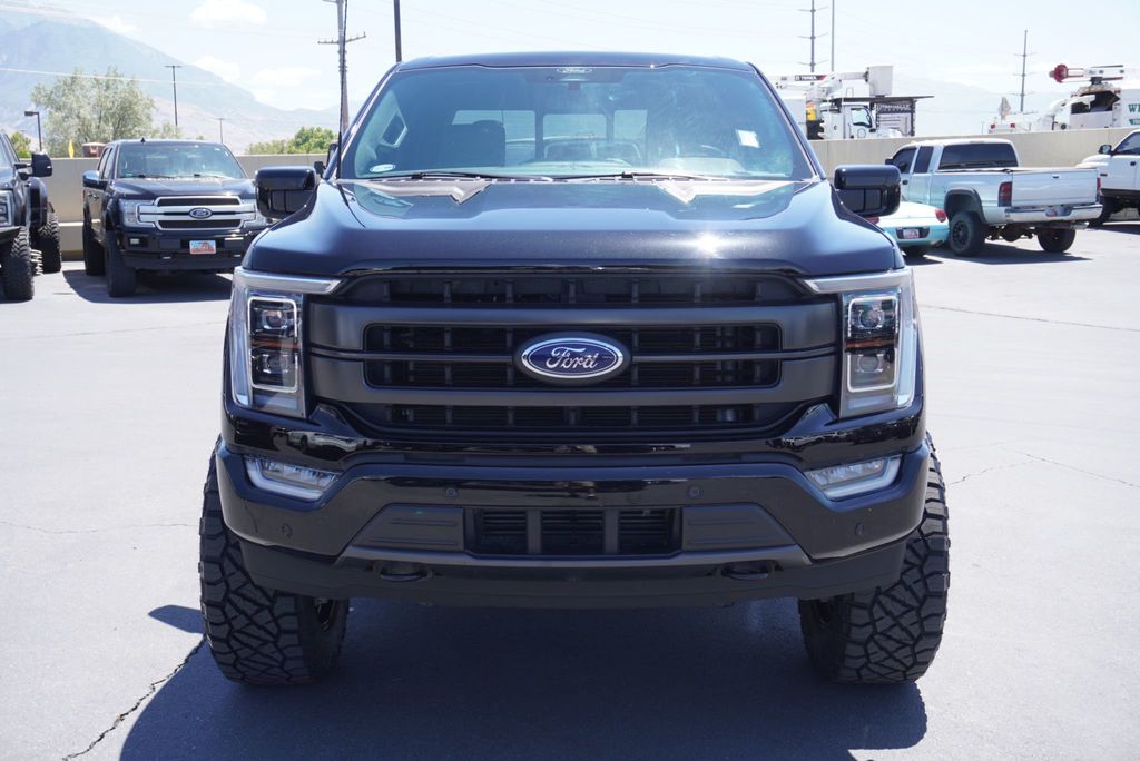 2022 Ford F-150 Lariat FX4 photo 4