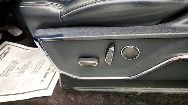 2022 Ford F-150 Platinum 4WD SuperCrew 5.5' Box - 23034696 - 10