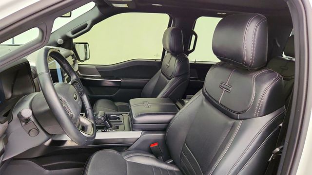 2022 Ford F-150 Platinum 4WD SuperCrew 5.5' Box w/ 701A, PowerBoost & Moonroof - 23034696 - 18