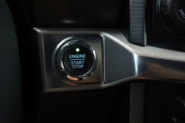 2022 Ford F-150 Raptor - 23060183 - 40