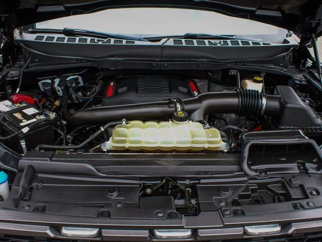 2022 Ford F-150 Raptor - 23077156 - 39