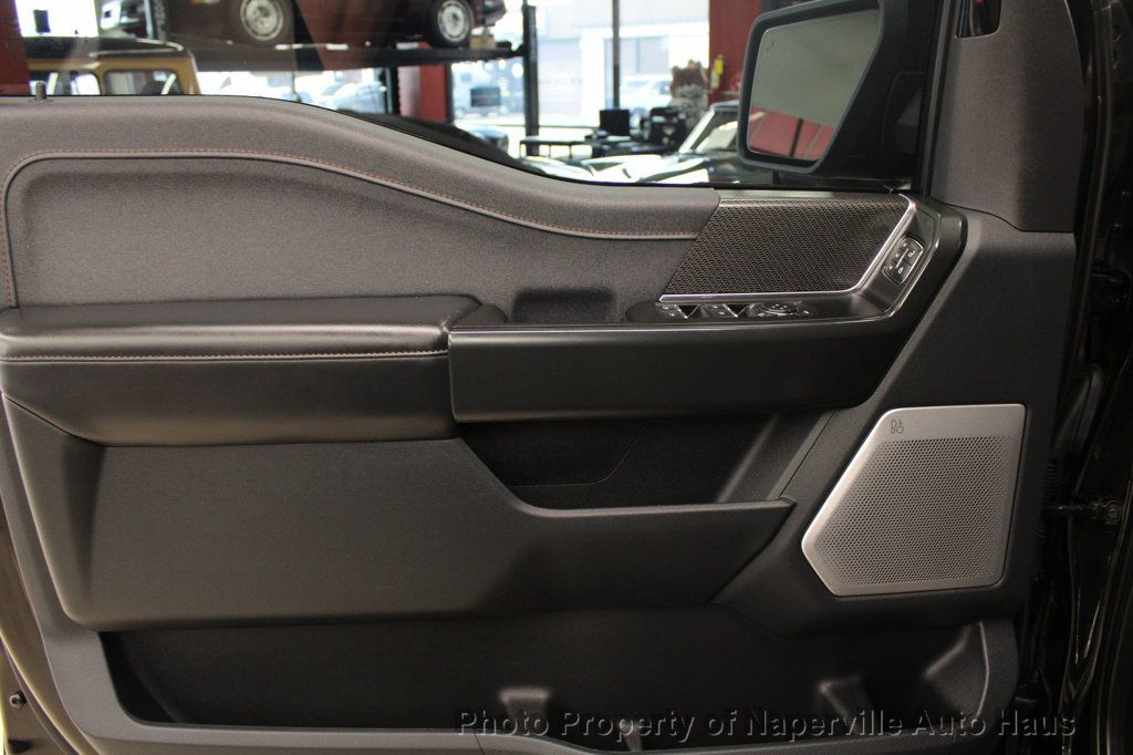 2022 Ford F-150 Raptor photo 12