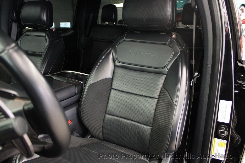 2022 Ford F-150 Raptor photo 17