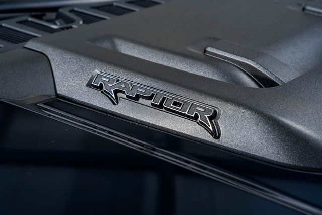 2022 Ford F-150 Raptor 4WD SuperCrew 5.5' Box - 22368617 - 11