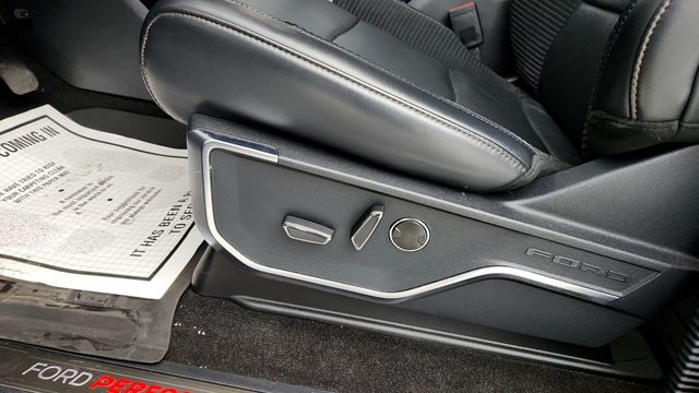 2022 Ford F-150 Raptor 4WD SuperCrew 5.5' Box w/ Equip 801A, Moonroof & Tailgate - 22945980 - 10