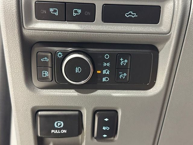 2022 Ford F-150 XLT - 23057613 - 22