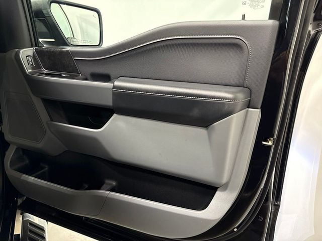 2022 Ford F-150 XLT - 23057613 - 32