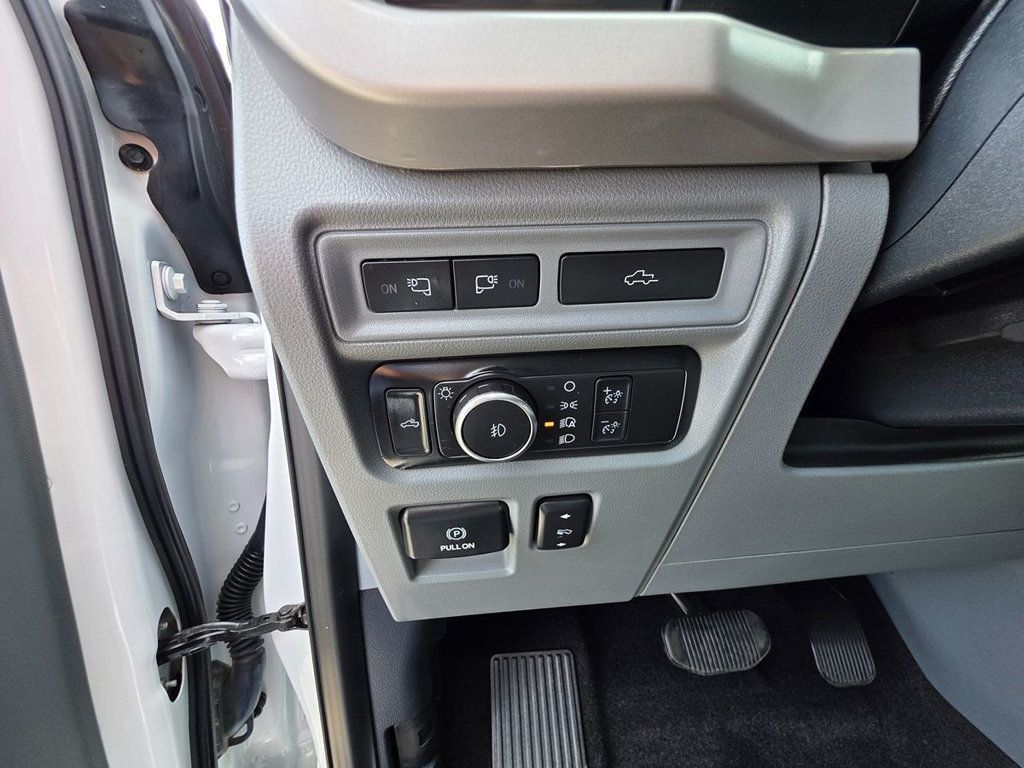 2022 Ford F-150 XLT - 22940549 - 13