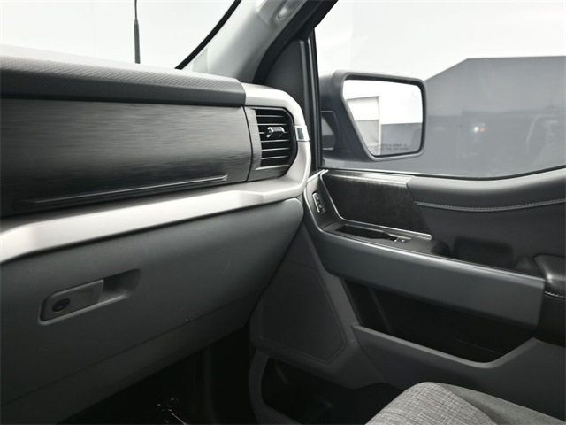 2022 Ford F-150 XLT photo 12