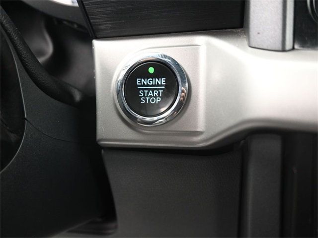 2022 Ford F-150 XLT photo 17
