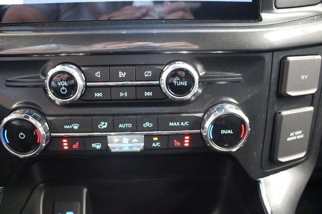 2022 Ford F-150 XLT - 23077188 - 28