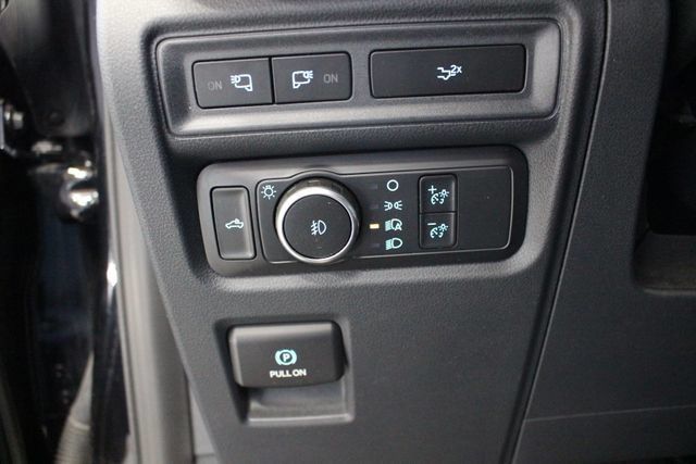 2022 Ford F-150 XLT - 23077188 - 32