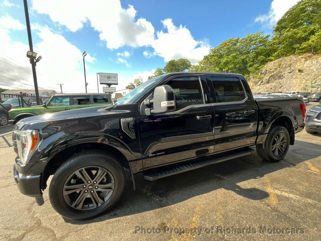 2022 Ford F-150 XLT 4WD SuperCrew 5.5' Box - 22567150 - 10