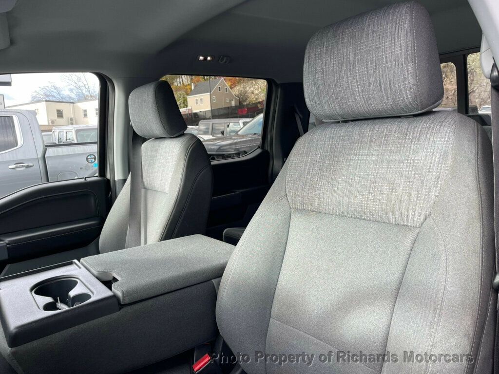 2022 Ford F-150 XLT 4WD SuperCrew 5.5' Box - 22939211 - 12