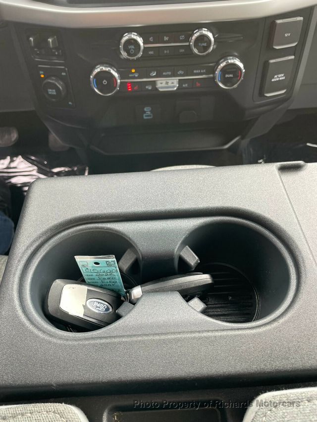 2022 Ford F-150 XLT 4WD SuperCrew 5.5' Box - 22939211 - 17