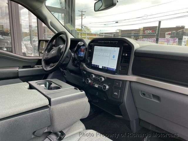 2022 Ford F-150 XLT 4WD SuperCrew 5.5' Box - 22939211 - 24
