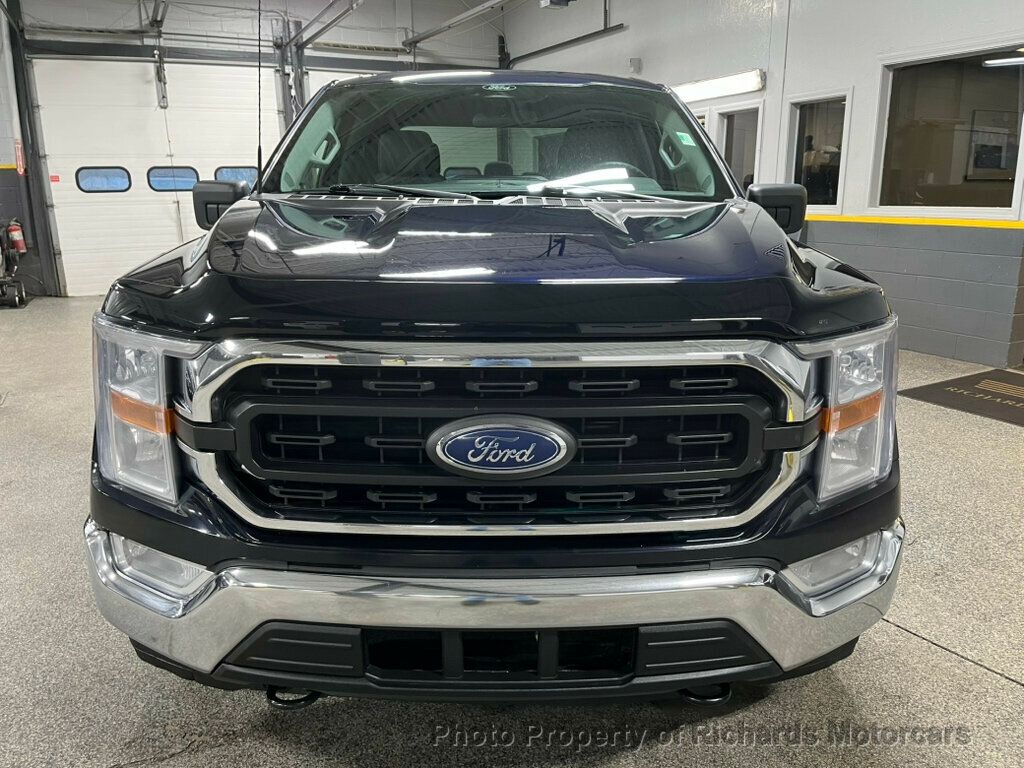 2022 Ford F-150 XLT 4WD SuperCrew 5.5' Box - 22942660 - 8