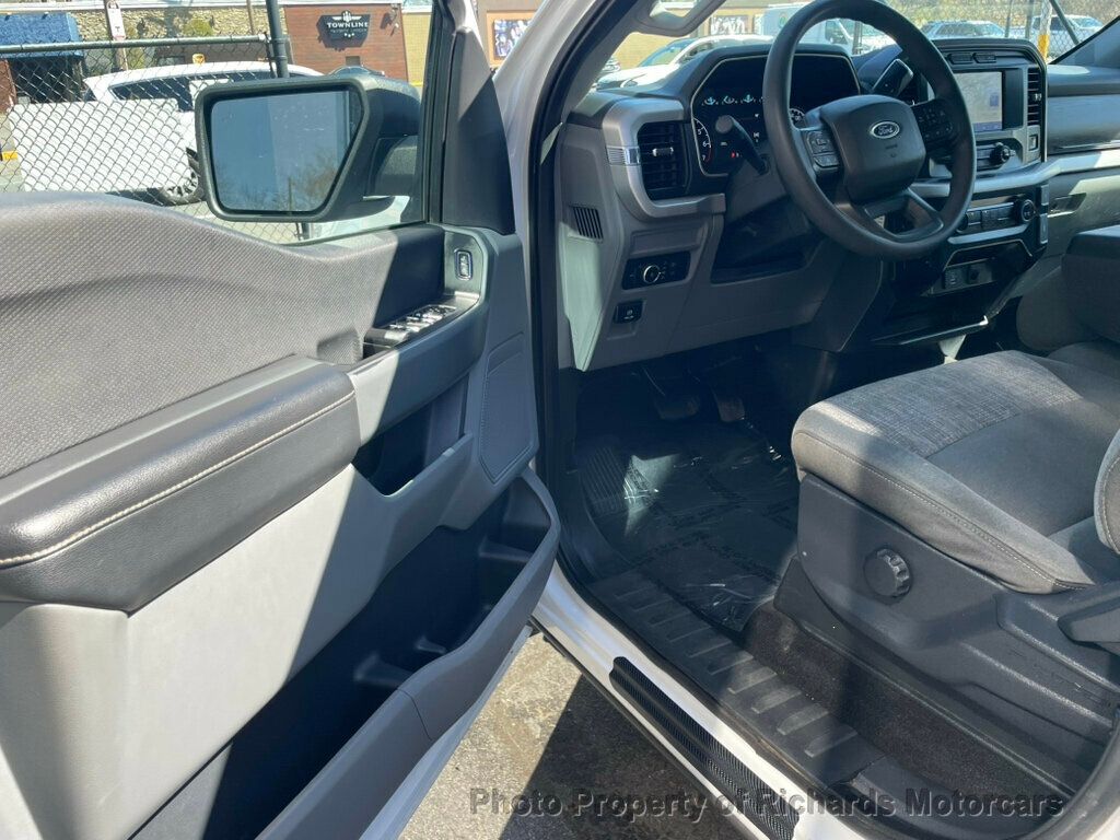 2022 Ford F-150 XLT 4WD SuperCrew 5.5' Box - 23019634 - 8