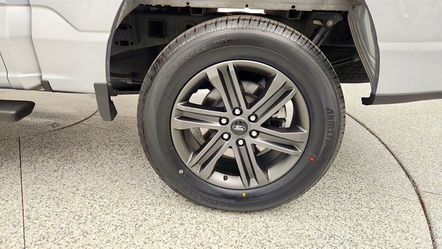 2022 Ford F-150 XLT 4WD SuperCrew 5.5' Box - 22964397 - 8