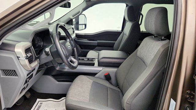 2022 Ford F-150 XLT 4WD SuperCrew 5.5' Box - 23008106 - 17