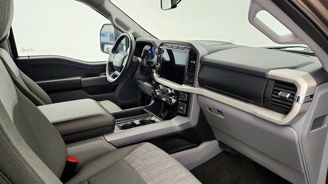 2022 Ford F-150 XLT 4WD SuperCrew 5.5' Box - 23008106 - 22