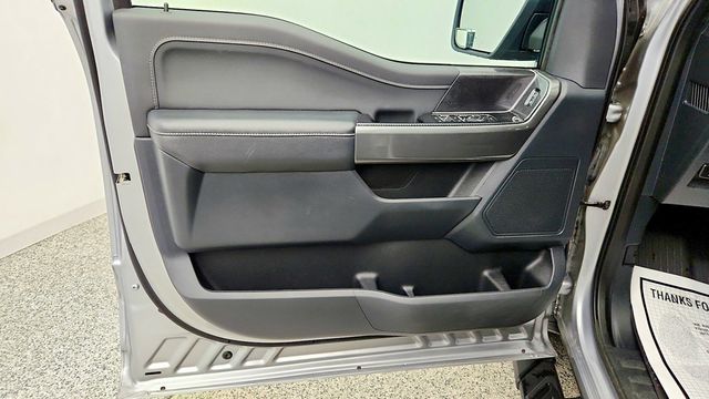 2022 Ford F-150 XLT 4WD SuperCrew 5.5' Box - 23097208 - 9