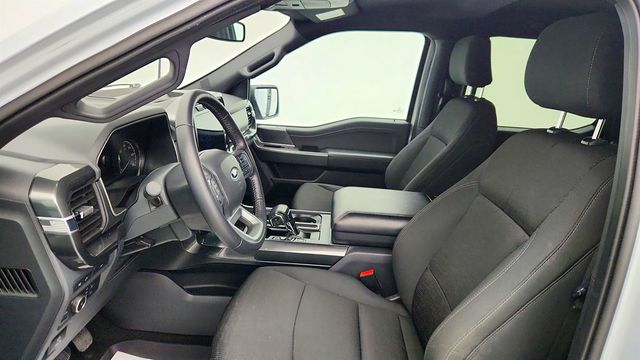 2022 Ford F-150 XLT 4WD SuperCrew 5.5' Box w/ Equipment 302A & 3.5L EcoBoost V6 - 22996787 - 18
